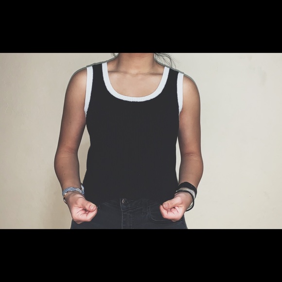 🦋SOLD🦋 - Picture 1 of 3